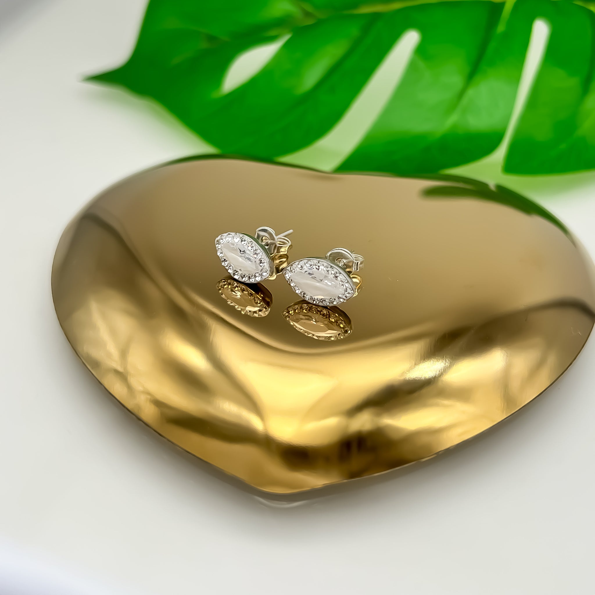 Aretes  de plata ovalo cristal y Zirconias