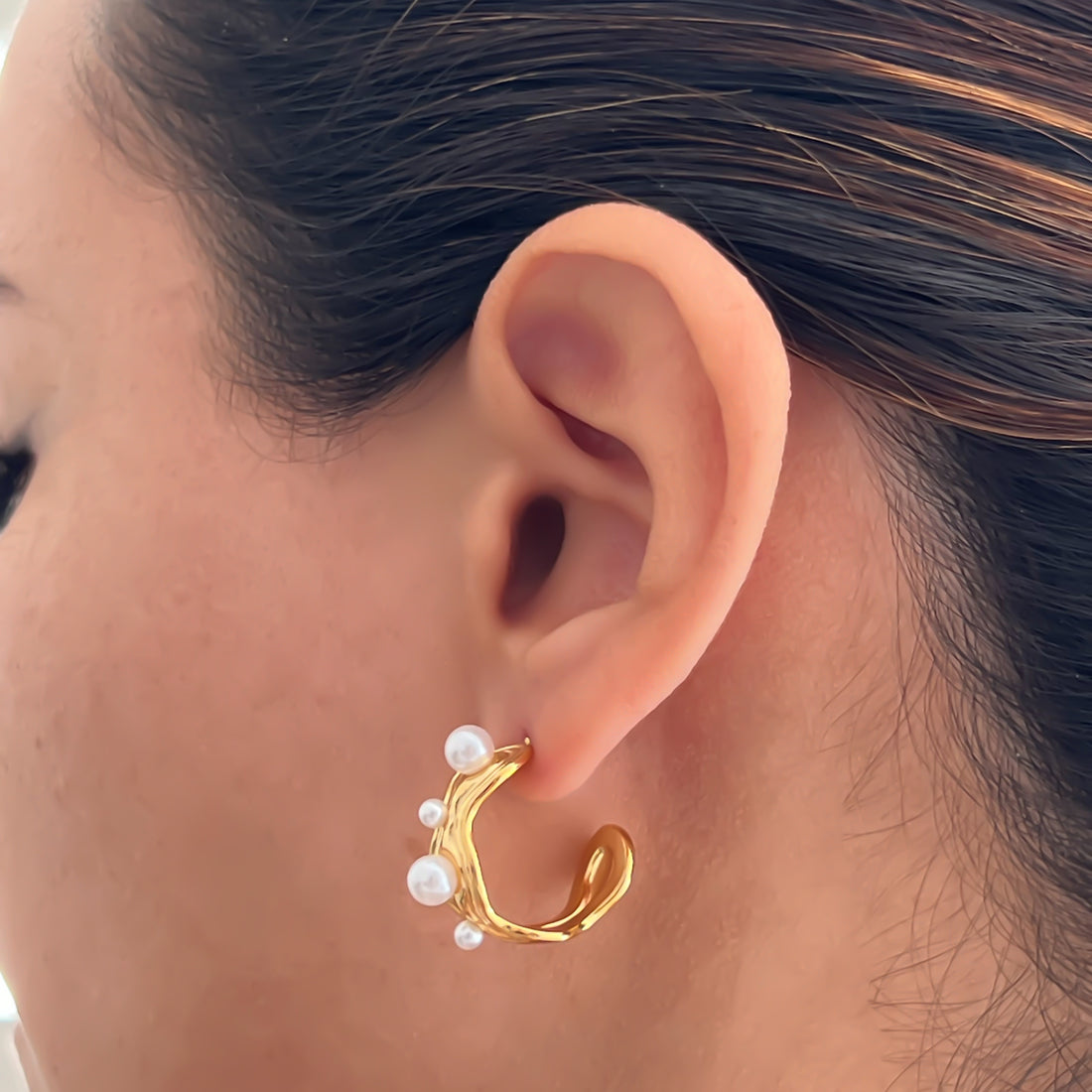Aretes tipo arracada aperlada
